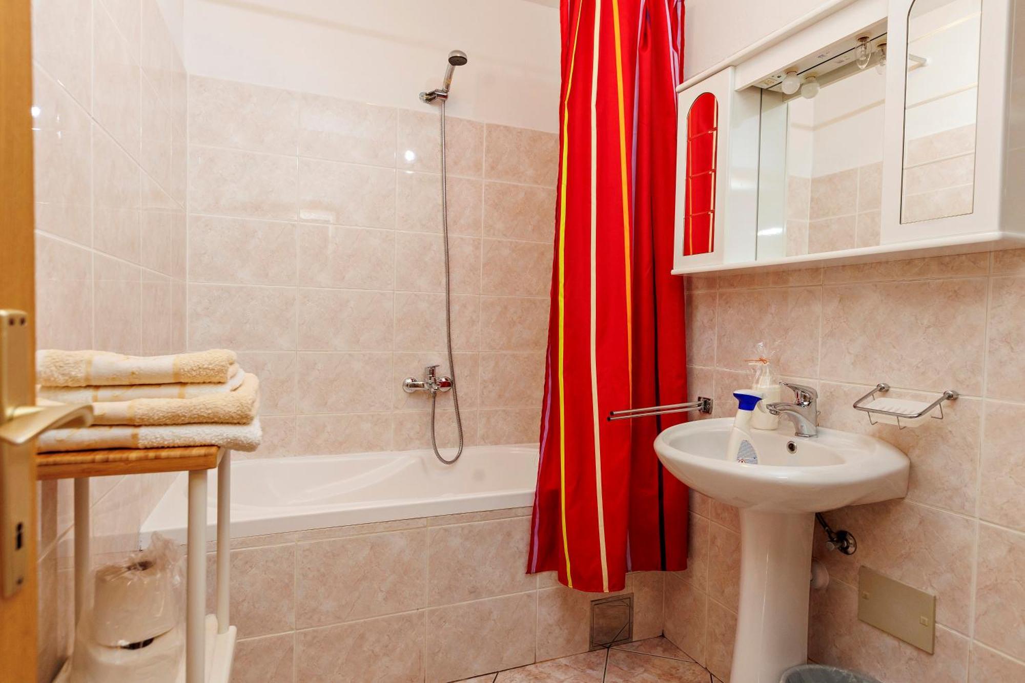 בול Apartments Baricevic מראה חיצוני תמונה