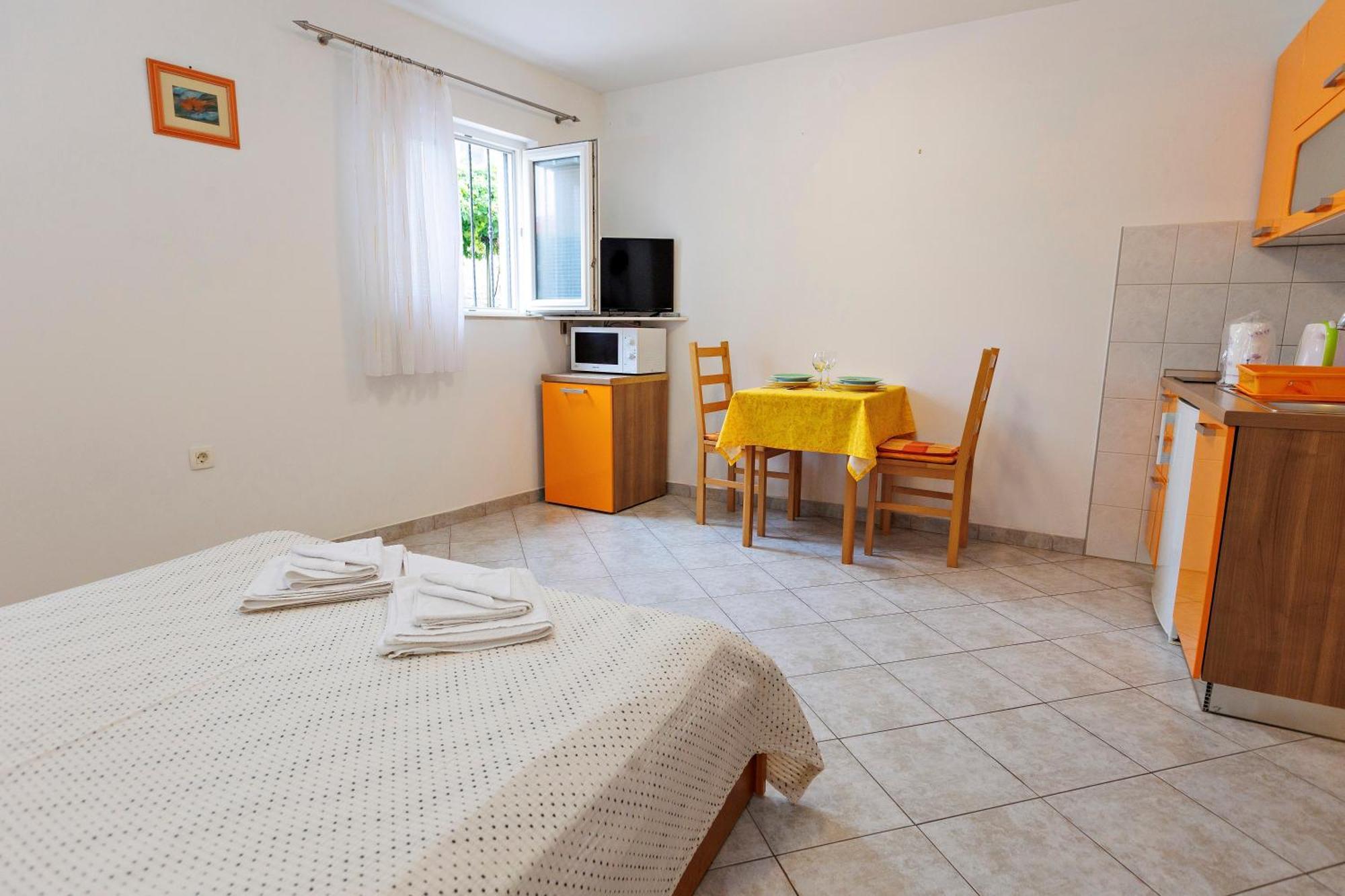 בול Apartments Baricevic מראה חיצוני תמונה