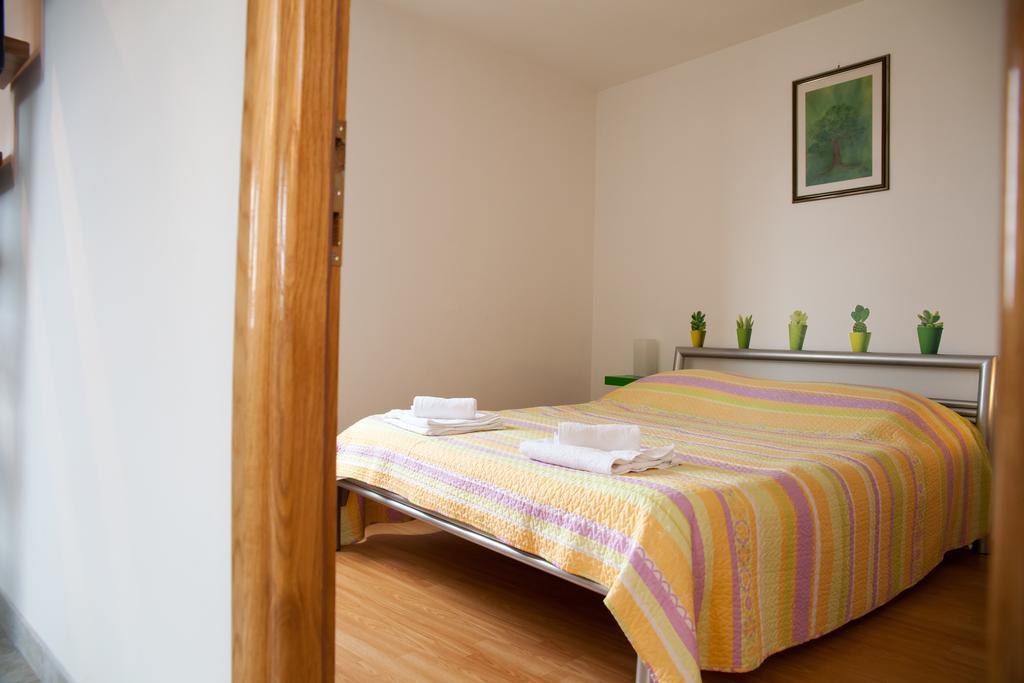 בול Apartments Baricevic מראה חיצוני תמונה
